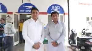 आम आदमी पार्टी के मेयर और डिप्टी मेयर प्रत्याशी ने किया नामांकन, जीत का बड़ा दावा आम आदमी पार्टी के मेयर और डिप्टी मेयर प्रत्याशी ने किया नामांकन, जीत का बड़ा दावा